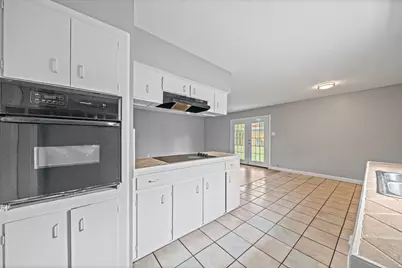 806 Shawnee Street, Houston, TX 77034 - Photo 13