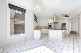 2524 Nantucket Dr, Houston, TX 77057 - Photo 9