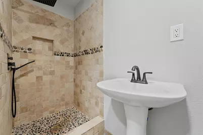 7912 Cypress Street, Houston, TX 77012 - Photo 15