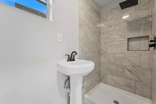 7912 Cypress St, Houston, TX 77012 - Photo 21