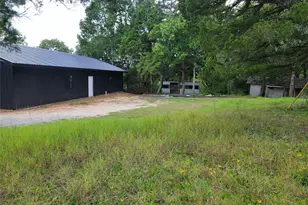 380 Cedar Valley Dr, Coldspring, TX 77331 - Photo 3