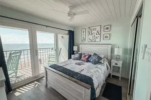7310 Seawall Blvd, Galveston, TX 77551 - Photo 9