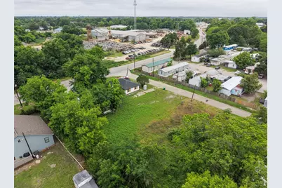 179 Mill Street, Willis, TX 77378 - Photo 11