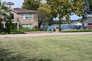 Na West Shore Dr, Willis, TX 77318 - Photo 3