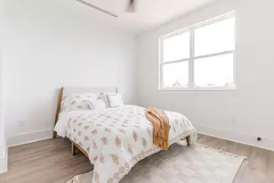 5705 Dolores St, Houston, TX 77057 - Photo 19