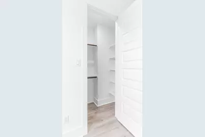 5705 Dolores Street #B, Houston, TX 77057 - Photo 25