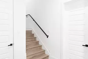 5705 Dolores St, Houston, TX 77057 - Photo 9