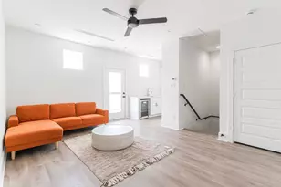 5705 Dolores St, Houston, TX 77057 - Photo 39