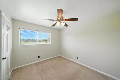 10666 Hazelhurst Drive #22, Houston, TX 77043 - Photo 13