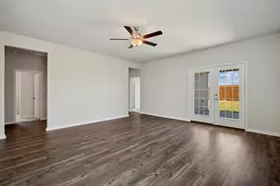 10338 Red Cardinal Dr, Cleveland, TX 77328 - Photo 9