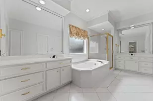 29 Berry Blossom Dr, The Woodlands, TX 77380 - Photo 27