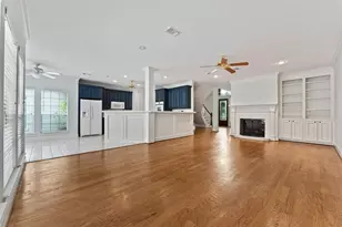 29 Berry Blossom Dr, The Woodlands, TX 77380 - Photo 11