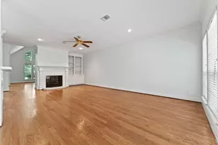 29 Berry Blossom Dr, The Woodlands, TX 77380 - Photo 9