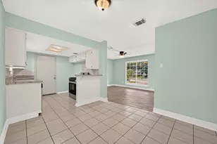 12411 Bichester Ln, Houston, TX 77039 - Photo 11