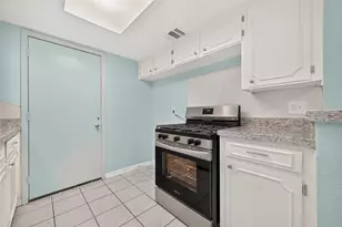12411 Bichester Ln, Houston, TX 77039 - Photo 15