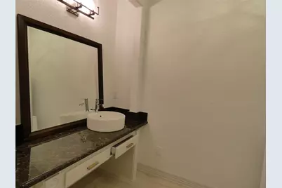 4832 Fm 2218 Road #B, Rosenberg, TX 77469 - Photo 17