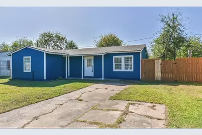 927 W 10th Street, Freeport, TX 77541 - Photo 1