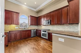 301 Gregg St, Houston, TX 77020 - Photo 9