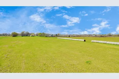 7018 Railroad Street, Wallis, TX 77485 - Photo 31