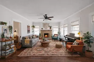 608 Avondale, Houston, TX 77006 - Photo 1