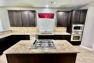 14865 Lisa Ln Ln, Beaumont, TX 77713 - Photo 13