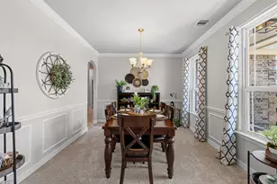 9706 Suffolk Downs Dr, Mont Belvieu, TX 77523 - Photo 7