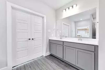 10329 S Goshawk Trail, Conroe, TX 77385 - Photo 23