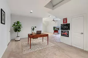 2121 Potomac Dr, Houston, TX 77057 - Photo 21