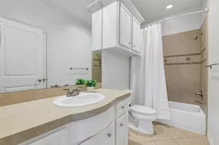 2121 Potomac Dr, Houston, TX 77057 - Photo 17