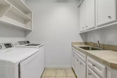 2121 Potomac Drive #B, Houston, TX 77057 - Photo 23