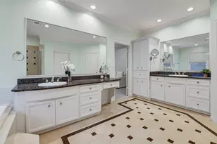 2121 Potomac Dr, Houston, TX 77057 - Photo 15