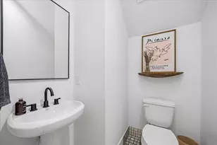 2320 Couch St, Houston, TX 77008 - Photo 13