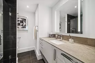 1701 Hermann Dr, Houston, TX 77004 - Photo 13