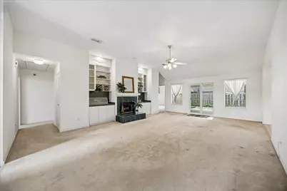 2726 N Larkspur Circle, Pearland, TX 77584 - Photo 5