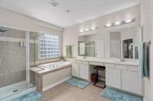 15 Barlow Ct, The Woodlands, TX 77382 - Photo 17