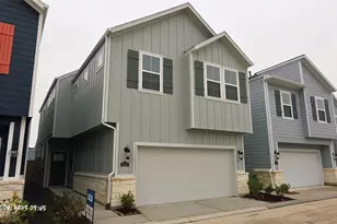 2173 Bay Breeze Dr, Kemah, TX 77565 - Photo 1