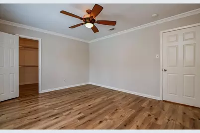 10706 Inwood Drive, Houston, TX 77042 - Photo 23
