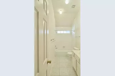 12318 Georgetown Park Court, Houston, TX 77058 - Photo 27
