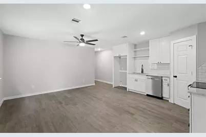 6121 Ridgemont Street #B, Houston, TX 77087 - Photo 1