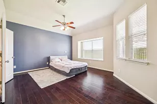 7304 Valentine Ln, Pearland, TX 77584 - Photo 15