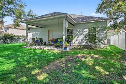 64 Borondo Pines, La Marque, TX 77568 - Photo 23