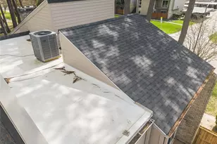 2103 Lake Village Dr, Houston, TX 77339 - Photo 5