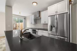 2103 Lake Village Dr, Houston, TX 77339 - Photo 27