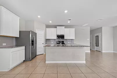 18817 Amaro Hills Drive, New Caney, TX 77357 - Photo 13