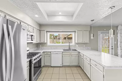 8406 Windfall Lane, Houston, TX 77040 - Photo 9