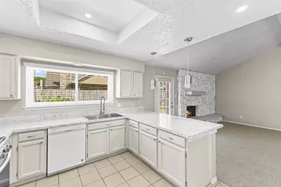 8406 Windfall Lane, Houston, TX 77040 - Photo 15