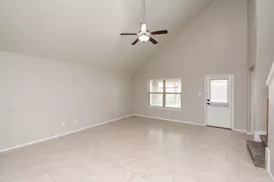 4602 Tuscan Lily Dr, Katy, TX 77493 - Photo 7