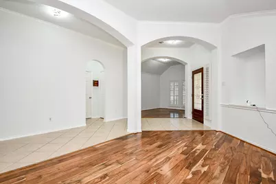 14415 Leaning Aspen Court, Cypress, TX 77429 - Photo 9