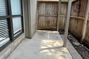 5711 Sugar Hill Dr, Houston, TX 77057 - Photo 9