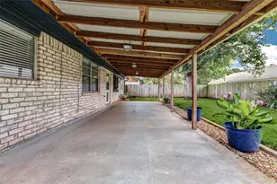 1822 Landmark Dr, Richmond, TX 77406 - Photo 39